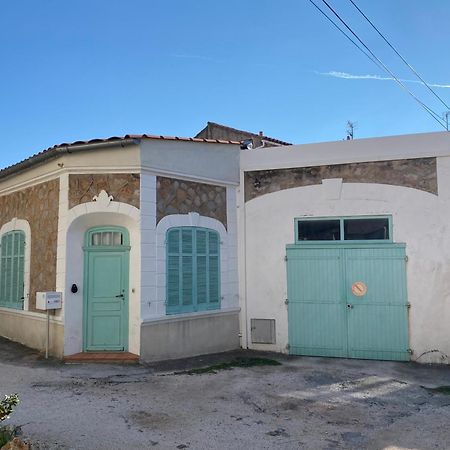 Jolie Studio Climatise Avec Parking Et Proche De La Mer Carqueiranne Εξωτερικό φωτογραφία